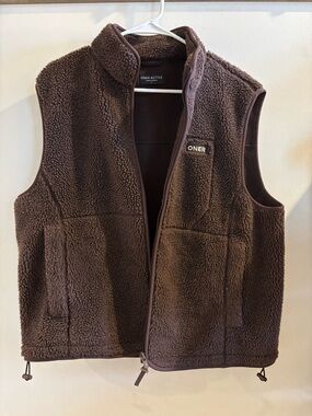 Oner Active Umber Brown Fleece Vest